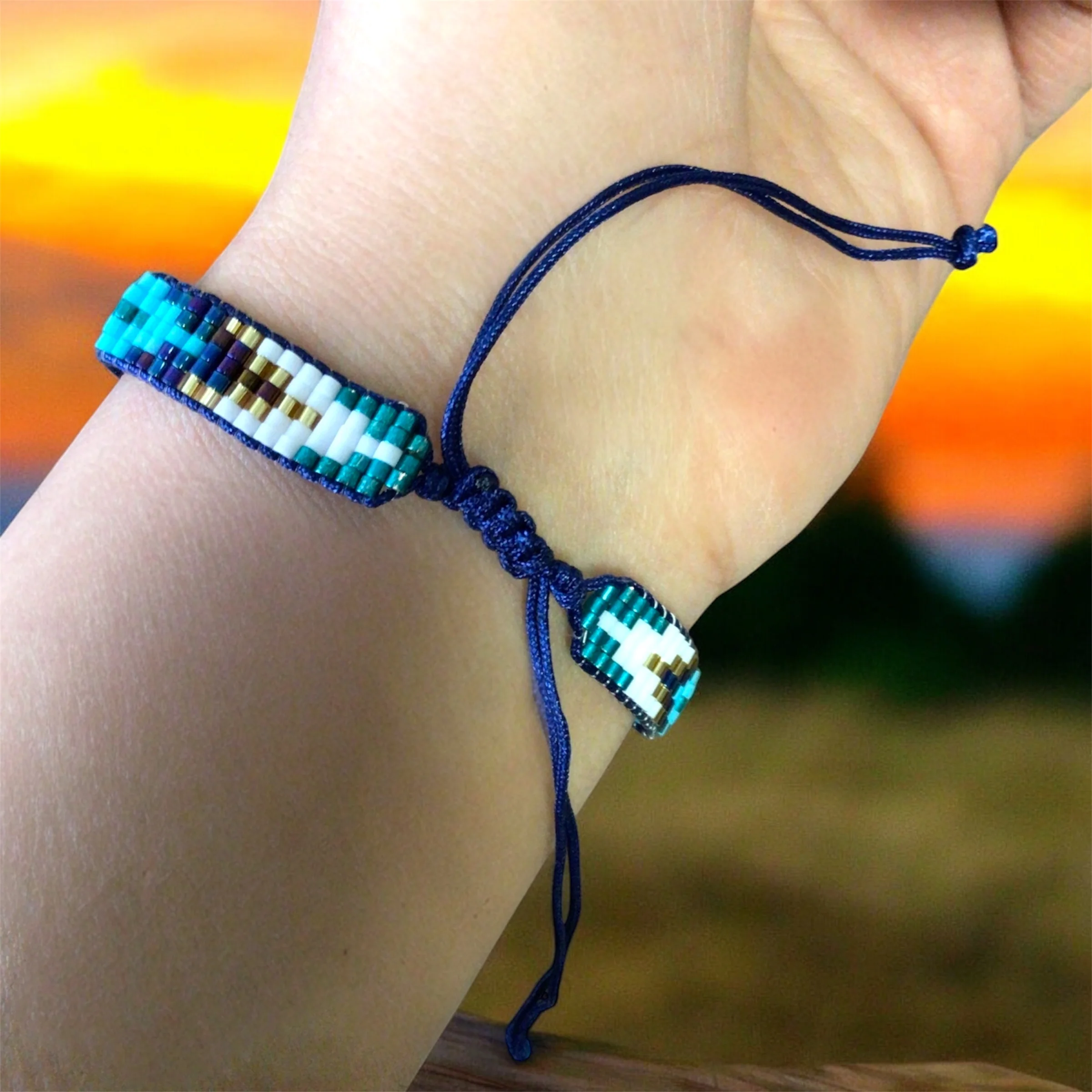 Blue and White Beaded Bracelet - Image 3