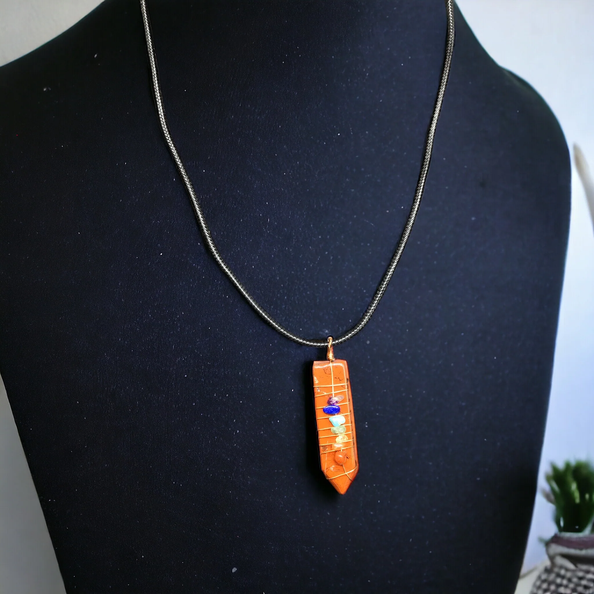 Natural Sword Chakra Unisex Maroon Pendant - Image 3